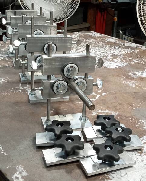 Heavy duty rod rests